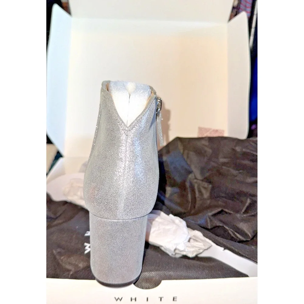White House Black Market Silver Glitter Block Heel Ankle Booties Size 10M‎ NEW